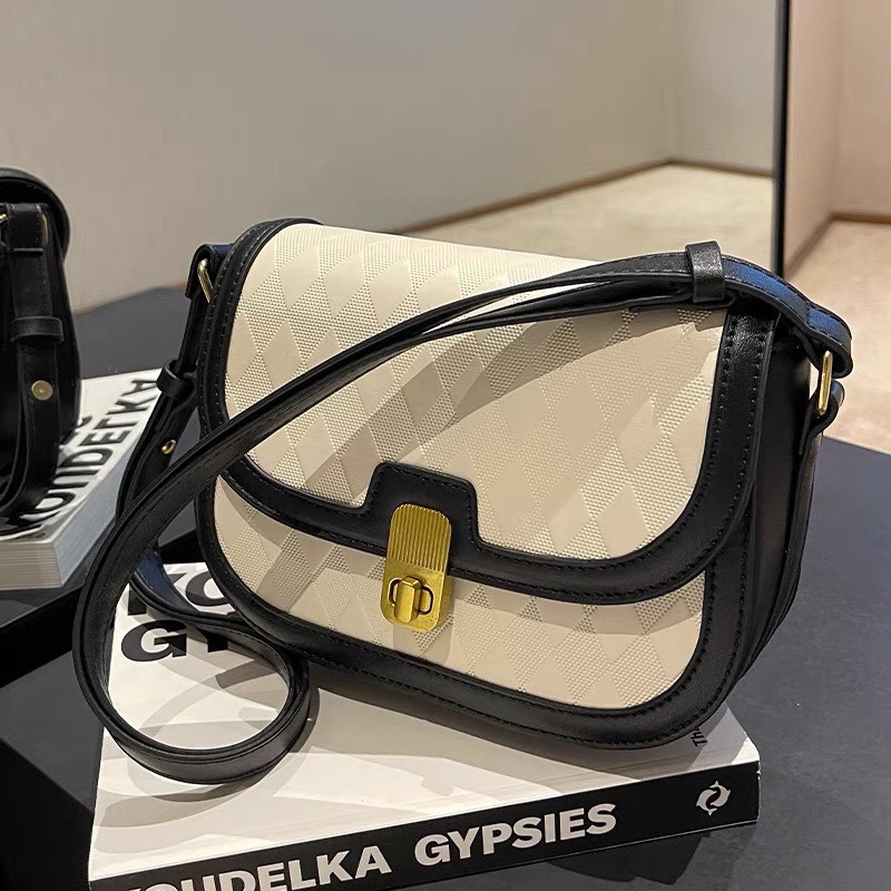 Túi da nữ họa tiết hình thoi đeo hai kiểu , dây dễ điều chỉnh, hàng quảng châu loại 1 SL56