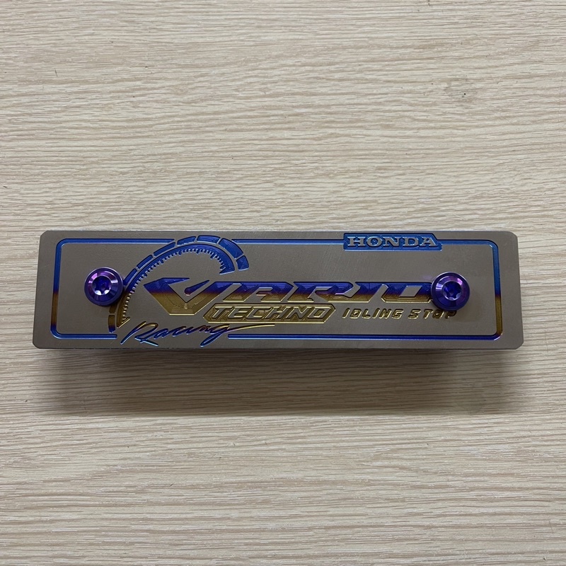 Bảng Tên Vario 2018/2020 Titan