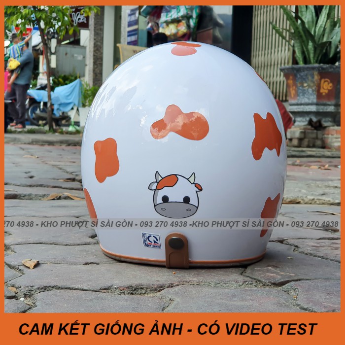 GIỐNG ẢNH - GIÁ BUÔN - Mũ nón 3/4 bò sữa trắng lót nâu classic cá tính - Mũ bảo hiểm 3/4 cho nữ trắng lót nâu sticker