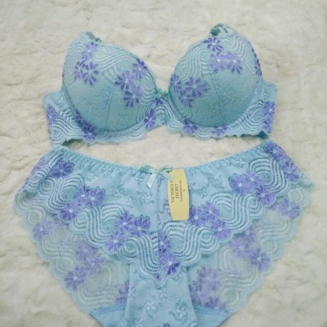 Combo Bộ đồ lót nữ Victoria's Secret ren hoa nổi