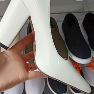 Giày gót vuông da bóng