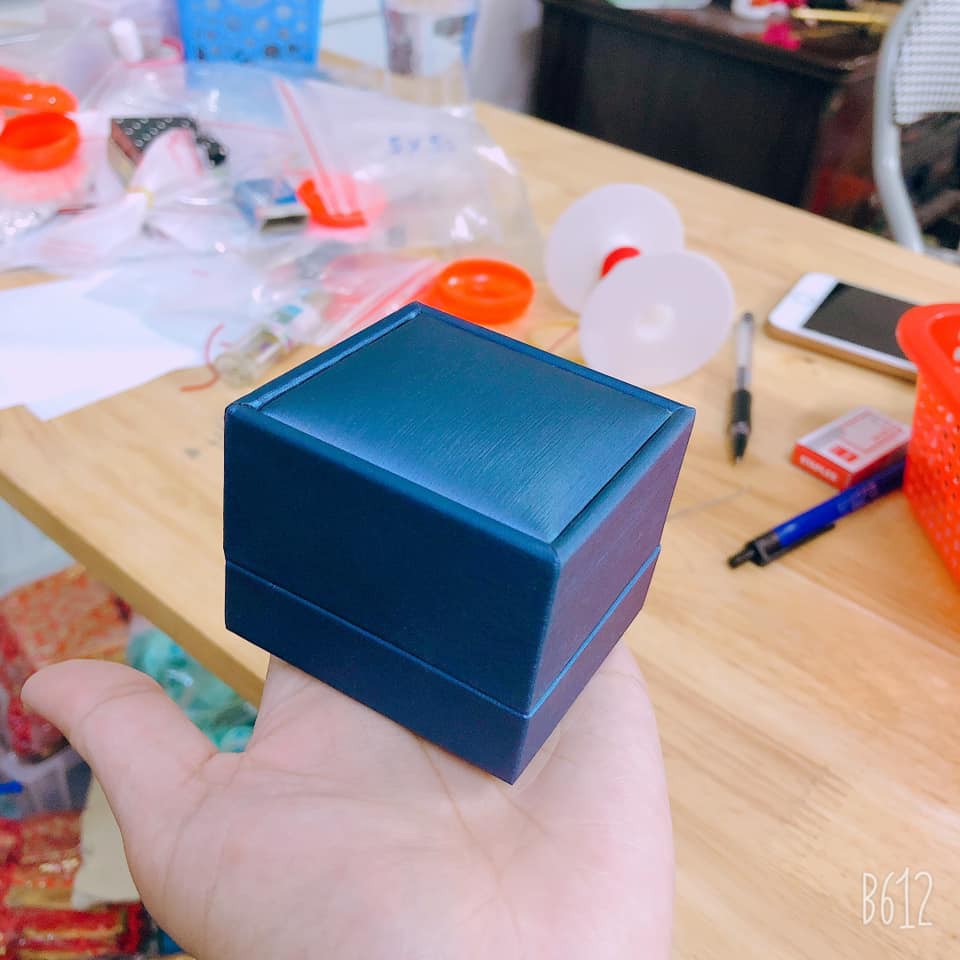 HỘP LỤA CAO CÂP KÍCH THƯỚC 6*6 CM - Bibi silver - BBS