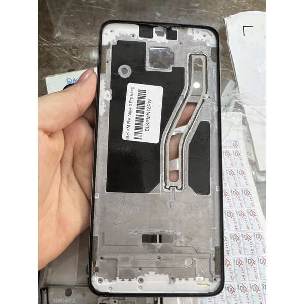 Khung xương liền viền Xiaomi Redmi Note 8 pro