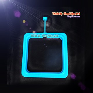 Vòng cho cá ăn hình vuông ( dùng giữ đồ ăn cá tập trung tại chổ)