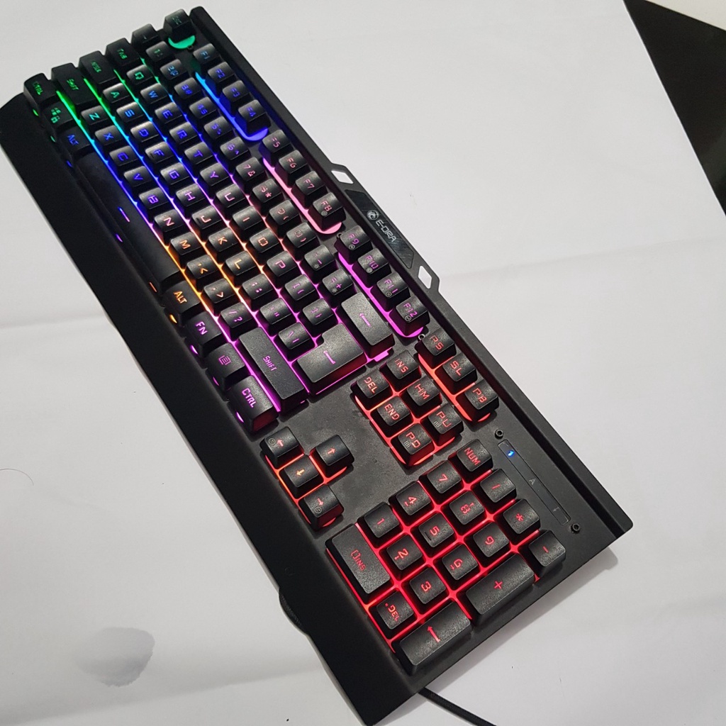 Bàn phím giả cơ newmen kb813 đã qua sử dụng còn tốt