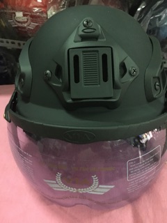 nón bão hiểm kính via
