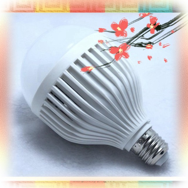MẪU SIÊU BẤT NGỞ Bóng đèn led tích điện 15W GIẢM GIÁ MỚI RẺ