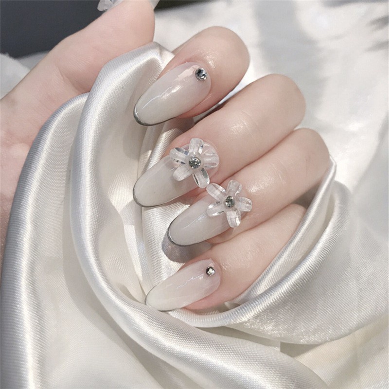 【COD Yjewelry】24PCS/SET White Flower Fake Nails Patches Wearing Nail Stickers Finished Beauty Tool