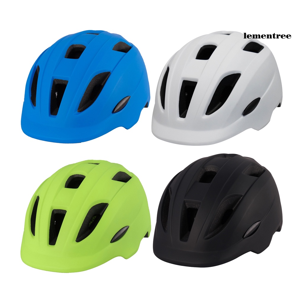 Mũ bảo hiểm siêu nhẹ thoáng khí cho bé khi trượt ván