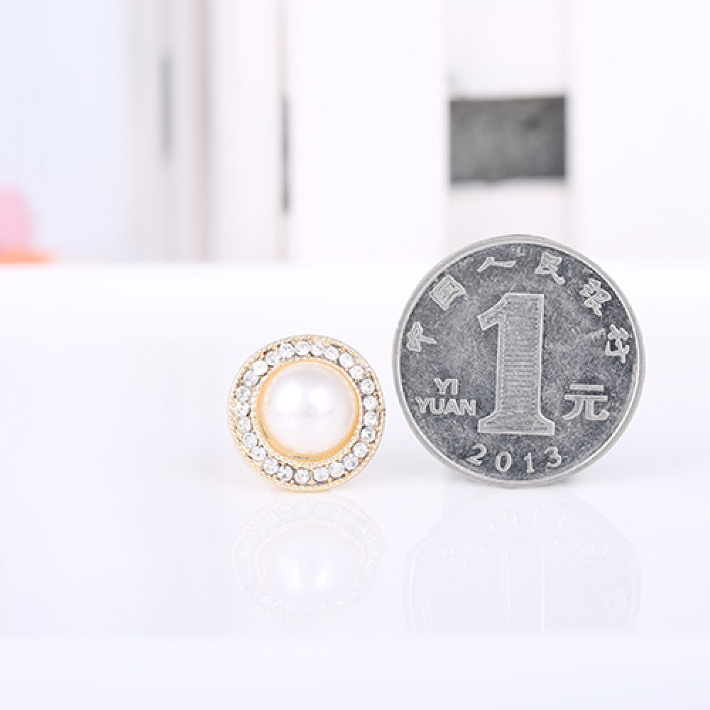 Bông tai đính ngọc trai giả không xỏ lỗ màu vàng dành cho nữ