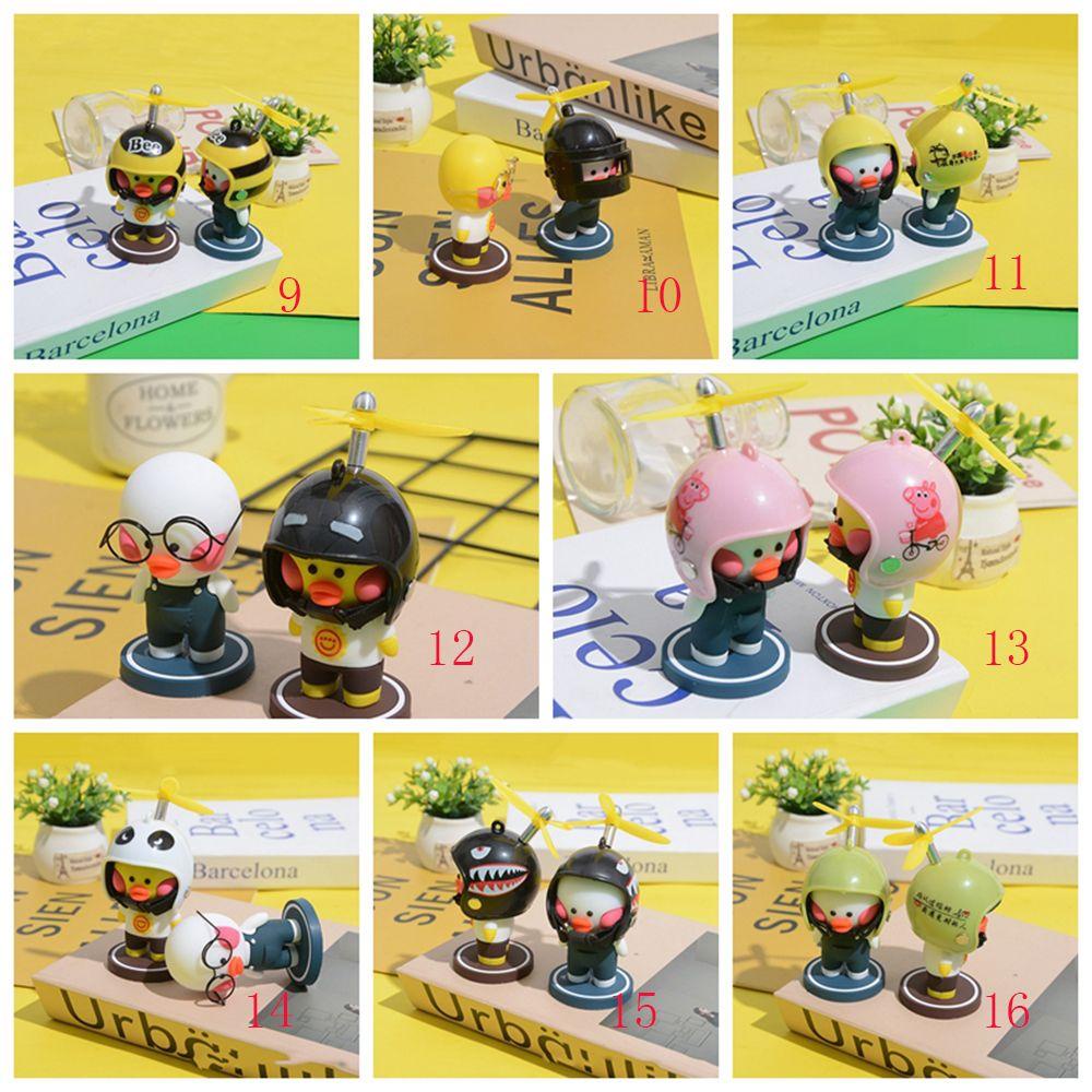 Mô Hình Vịt Hoạt Hình Đội Mũ Bảo Hiểm Độc Đáo