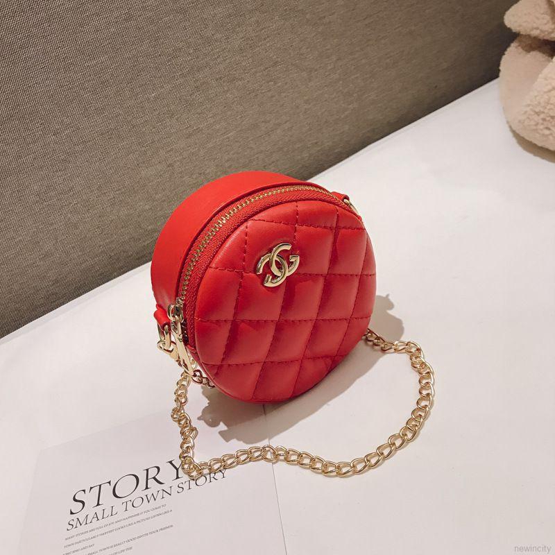 Túi xách đeo vai phong cách Hàn Quốc