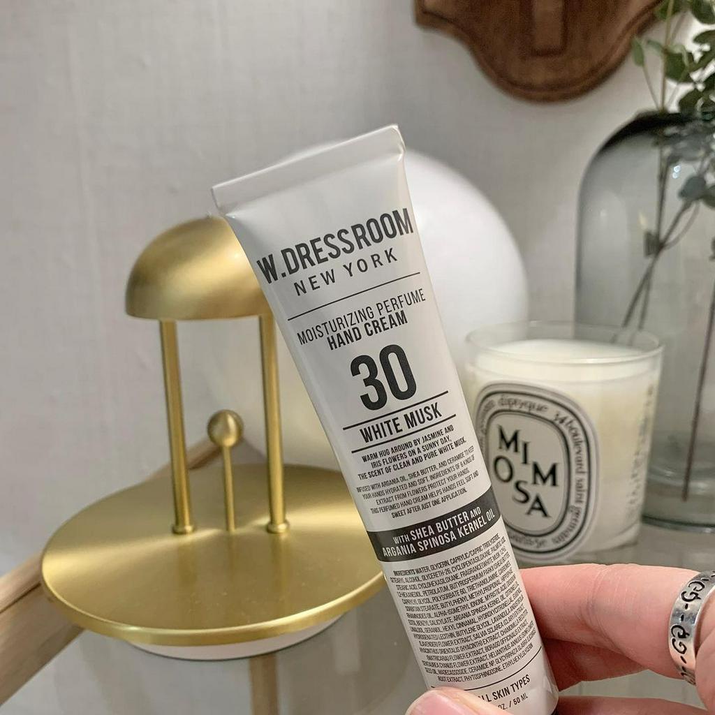 Kem dưỡng tay W.Dressroom hương nước hoa 50ml order chsinh hãng Hàn Quốc