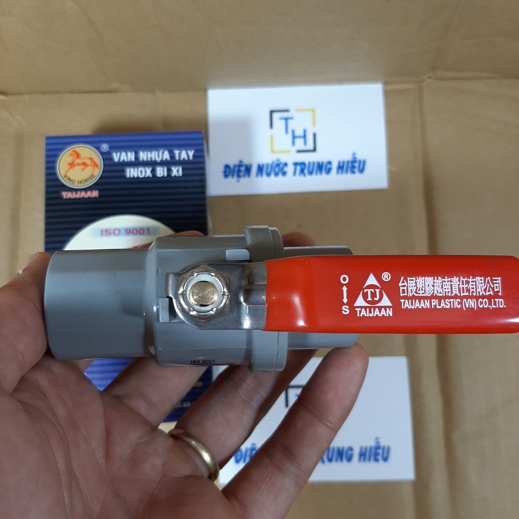 Van nhựa, van tay sắt, van khóa nước Bình Minh phi 21, 27, 34