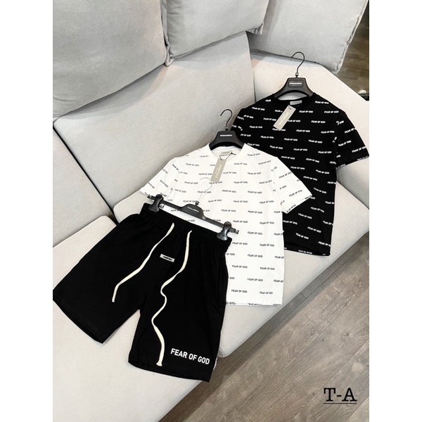 Bộ Cộc tay Essentialss - Bộ thể thao cổ tròn chữ in siêu nét