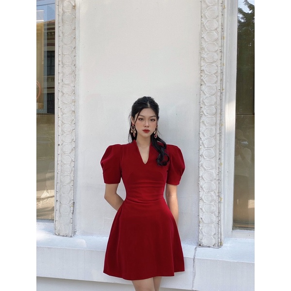 Đầm nhung cổ tim tay bồng nữ tính- Lily dress