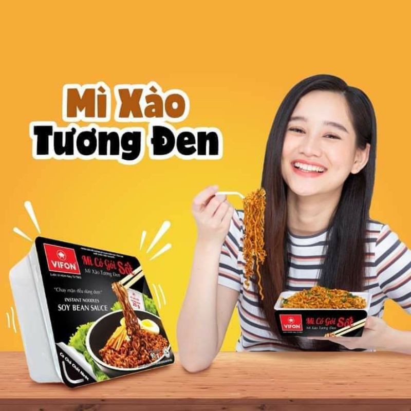 Mì Xào Khay Có Gói Xốt Tương Đen (có thể ăn chay) Vifon 90g | BigBuy360 - bigbuy360.vn