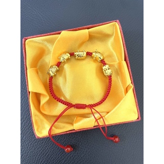 Vòng charm đeo tay ngũ heo vàng may mắn