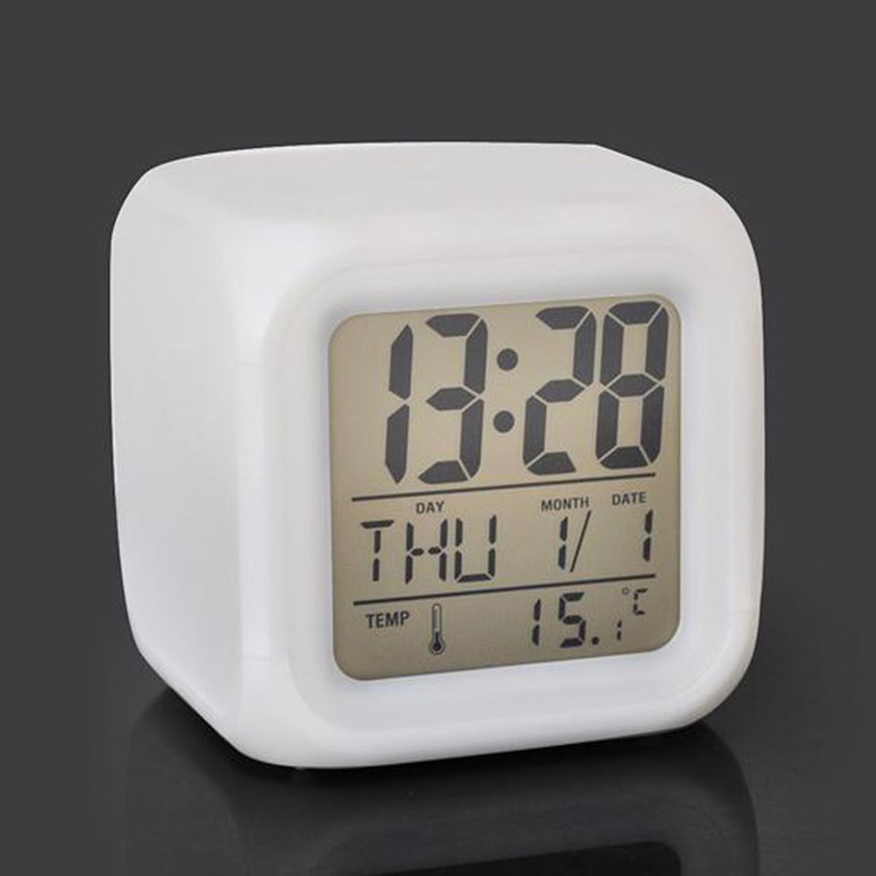 Đồng Hồ Báo Thức Kỹ Thuật Số Hình Vuông 7 Màu Thay Đổi Màn Hình Lcd