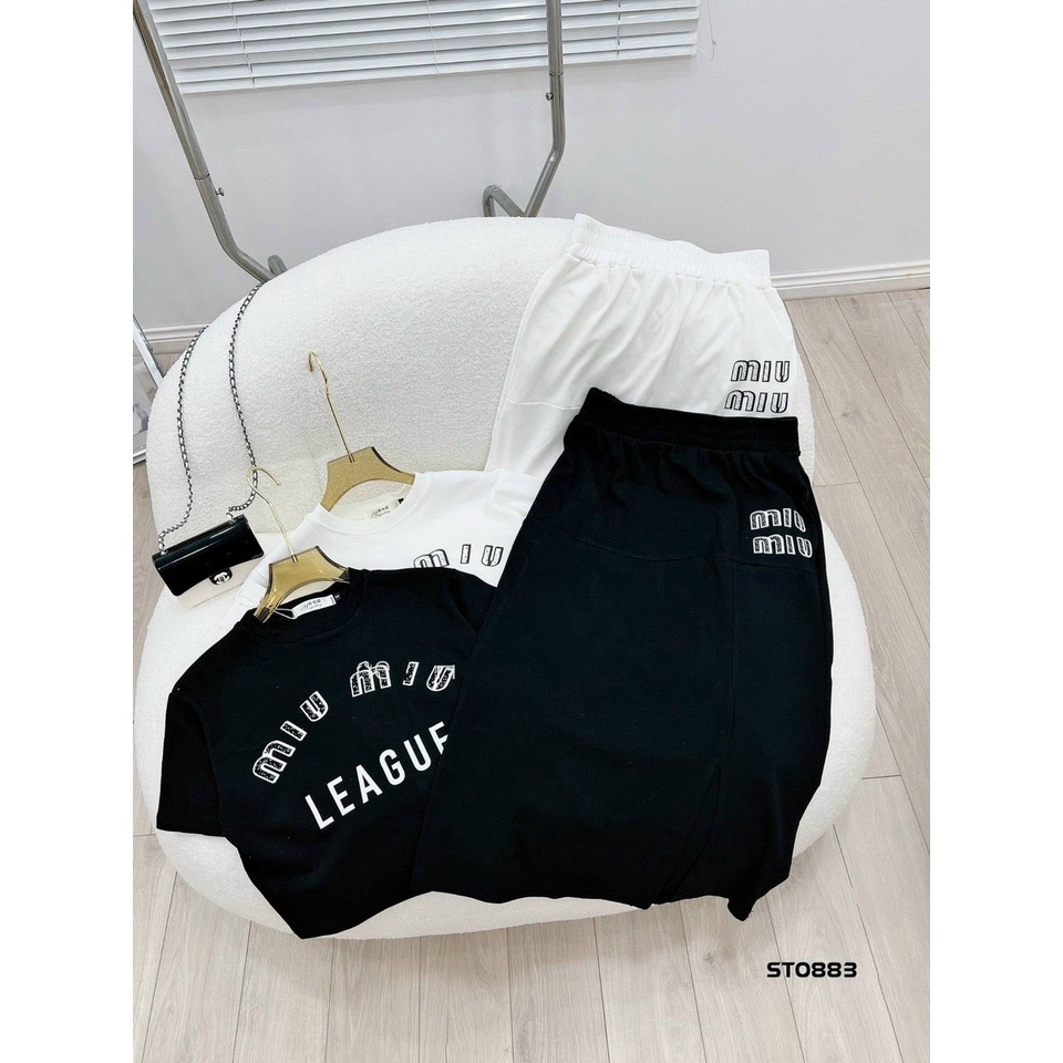 Sét váy thời trang nữ mặc đi chơi cực xinh, sét váy chất thun gân in chữ miumiu cổ tròn tay ngắn mix chân váy dài xẻ tà