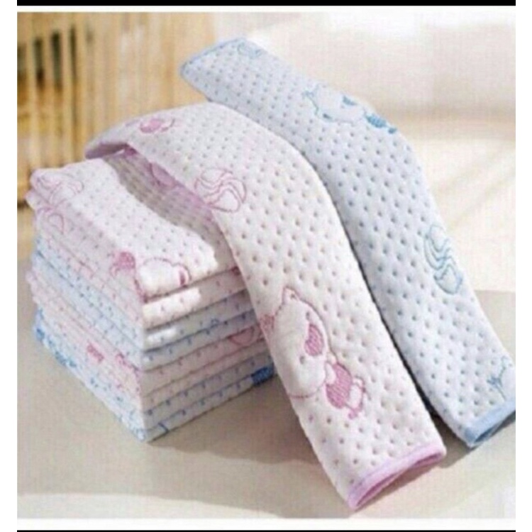 Xả lỗ tấm lót xốp bốn mùa loại đại Kt: 65*65cm