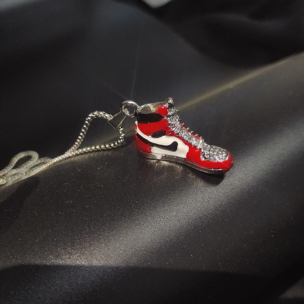 Dây Chuyền Mặt Hình Đôi Giày Thể Thao 22737 Thời Trang Đường Phố Cho Nam Và Nữ
