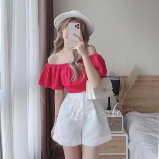 Set áo trễ vai hồng sen cổ bèo quần short đùi trắng