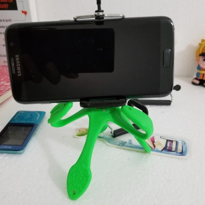 Gậy chụp hình/ Gậy selfie/Giá kẹp điện thoại/Tripod Giữ Điện Thoại - Gecko Tripod - XANH LÁ