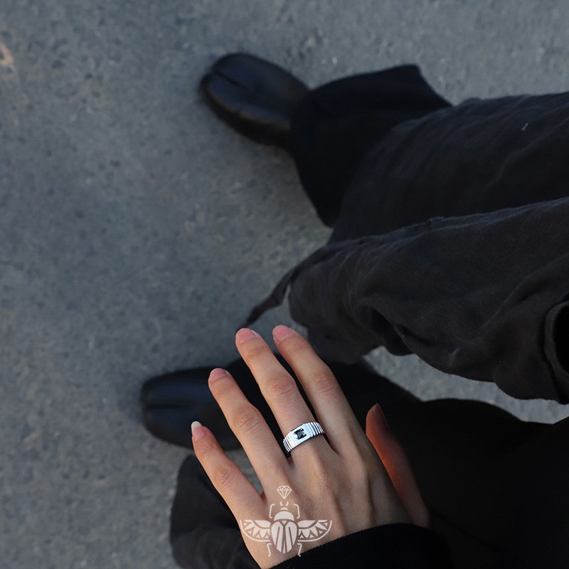 Nhẫn Cặp Màu Đen Đính Đá Zircon Cho Nam Nữ