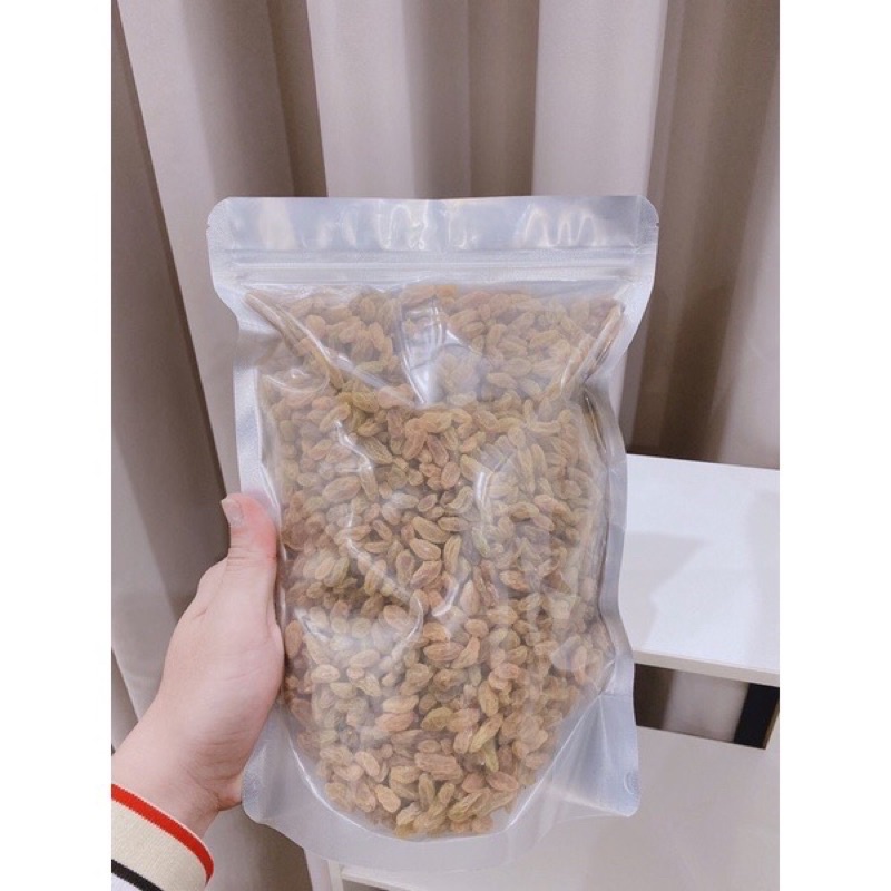 ( Loại 1) Nho xanh khô không hạt chua ngọt, nho khô không chát ( Snack Food 99 )