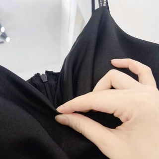 ĐẦM ĐEN 2 DÂY ĐẮP CHÉO BO EO XOÈ