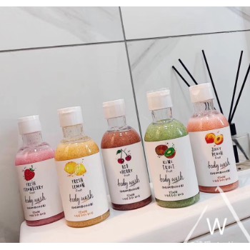 [YESNOW] Sữa tắm tẩy tế bào chết Yesnow Fruit Scrub Body Wash(Siêu rẻ siêu khuyến mãi) | BigBuy360 - bigbuy360.vn