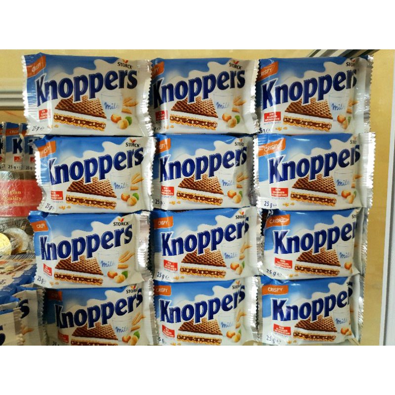 Bánh kem xốp Knoppers siêu ngon của Đức 200gram