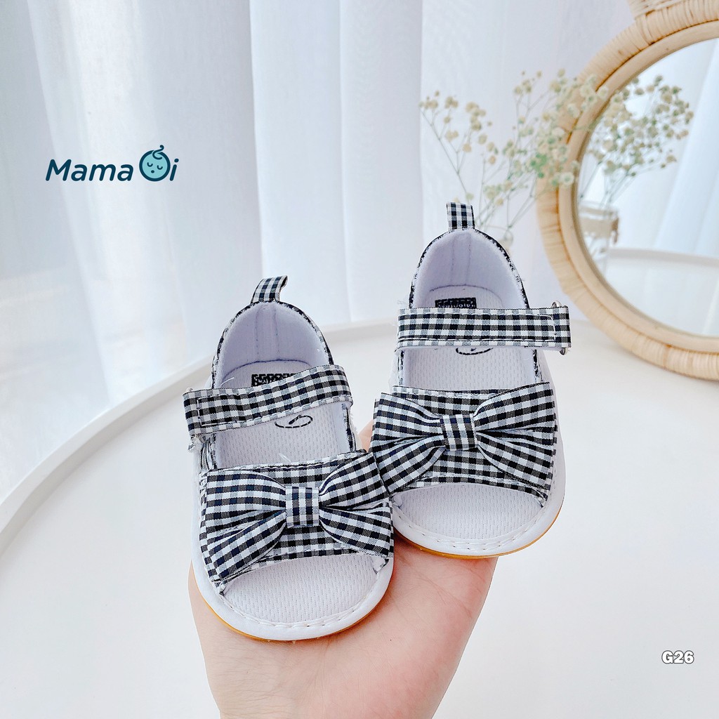 G26 Giày tập đi cho bé dép tập đi sandal đế nhựa nơ trắng đen mềm mại êm chân cho bé của Mama Ơi - Thời trang cho bé