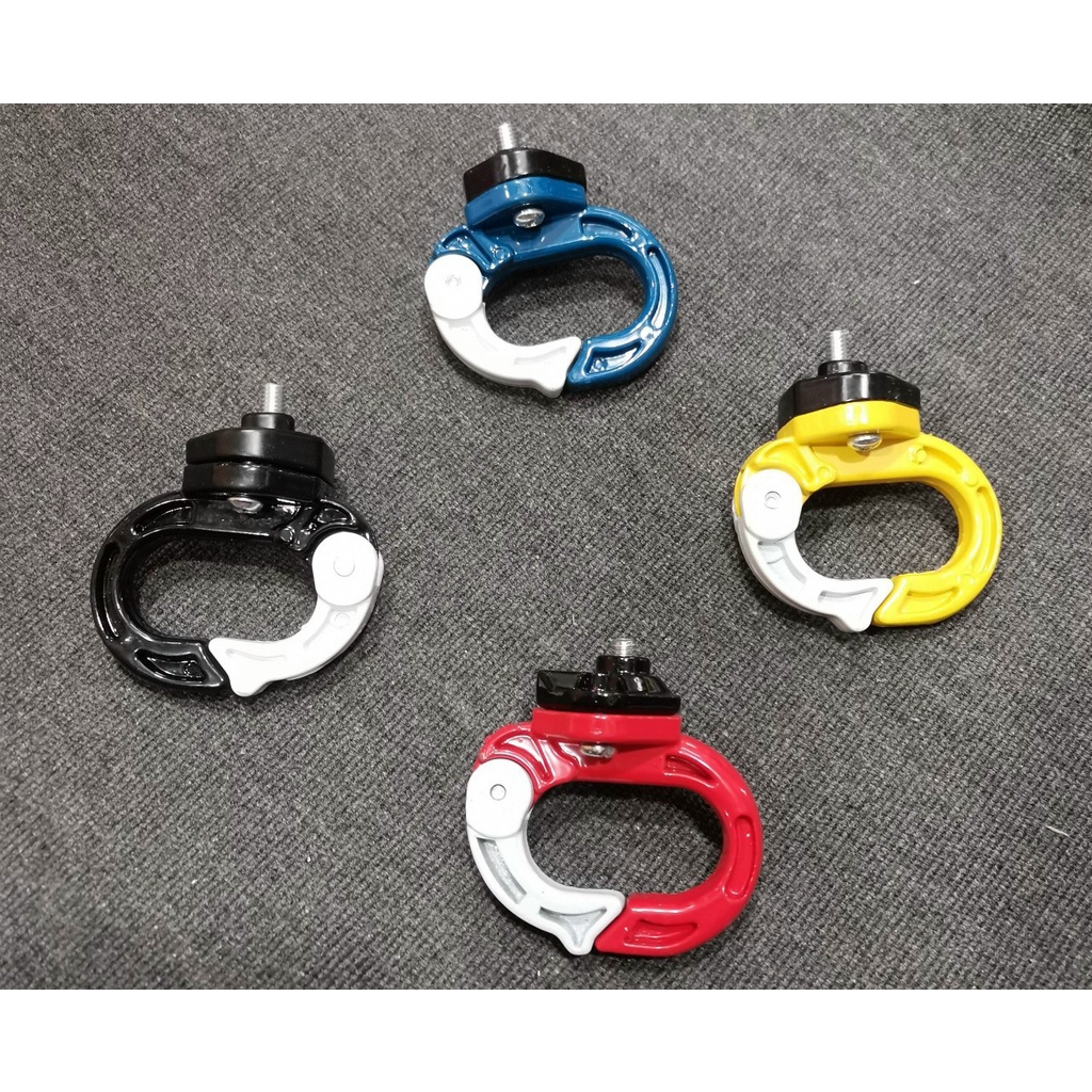 Móc Treo Đồ Xếp Giữa 2 Lưỡi kiểu 2 màu gắn trực tiếp winner , vario , vision , nhiều loại xe khác
