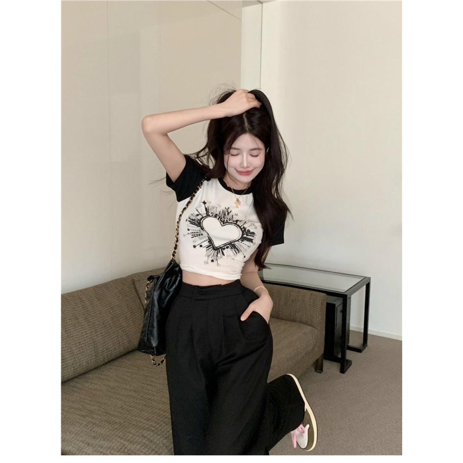 Áo Thun Croptop Cổ Tròn Ngắn Tay Màu Kèm In Trái Tim Dễ Thương TTSA1803