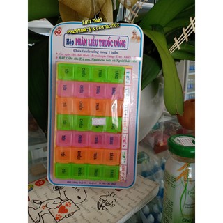 ✔️️️️ Dụng cụ chia liều thuốc 1 tuần