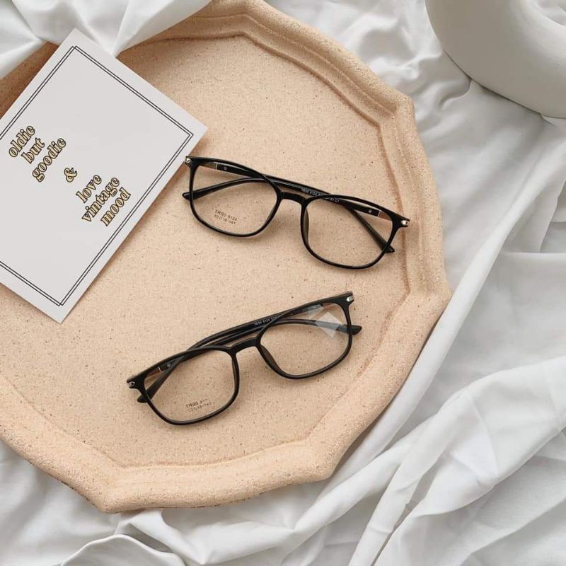 Gọng nhựa vuông bầu nối huy hiệu sắt 8124