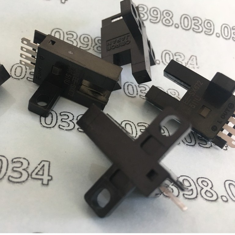 Cảm biến quang OMRON EE-SX672 Chính hãng