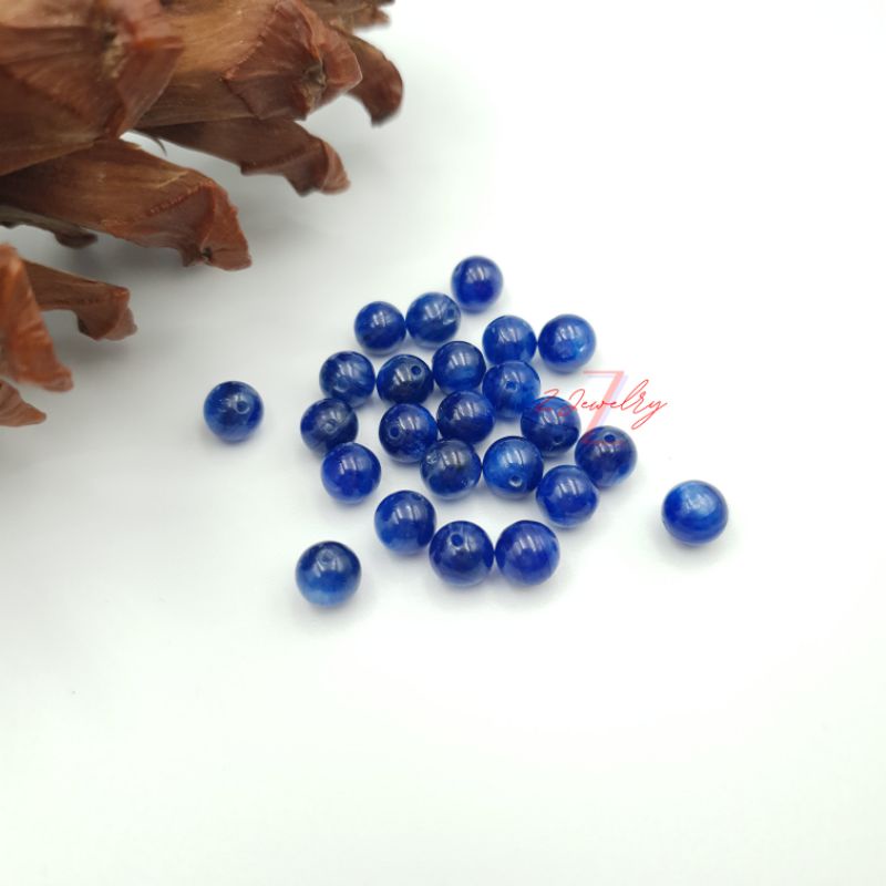 1 hạt đá màu xanh sa phia cao cấp