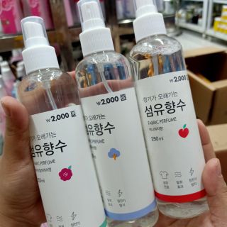 Xịt thơm quần áo hàn quốc