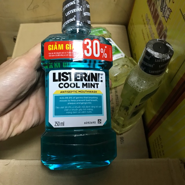 NƯỚC SÚC MIỆNG LISTERRIN BẠC HÀ (250ml)