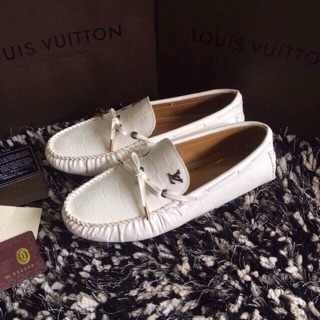 🌺Giày lười LV nam da trắng,mềm đag hít hót