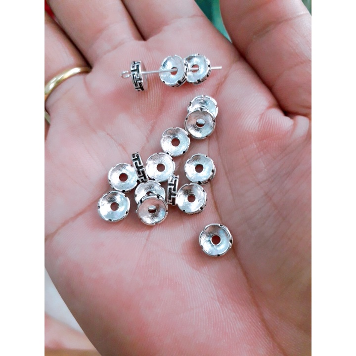 Charm mới về giá sỉ : 50 gram = 25k / 1 gói