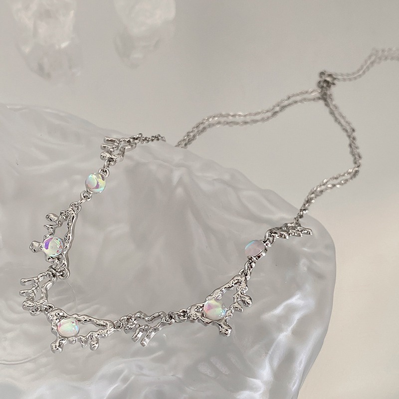 Vòng cổ Đính Đá Mặt Trăng Thiết Kế Đơn Giản Dễ Phối Đồ Phong Cách Hàn Quốc