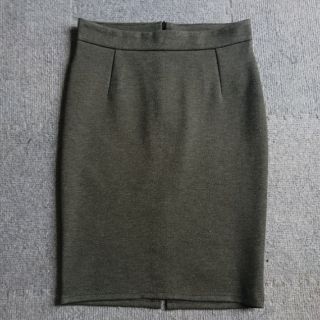 Chân váy ôm công sở