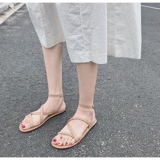 dép sandal nữ đi học dép đế bằng, quai nhỏ, đi êm, dễ di chuyển, giá rẻ, XUONGMAYHANOI.2