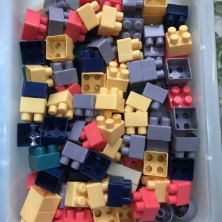Lego cho bé