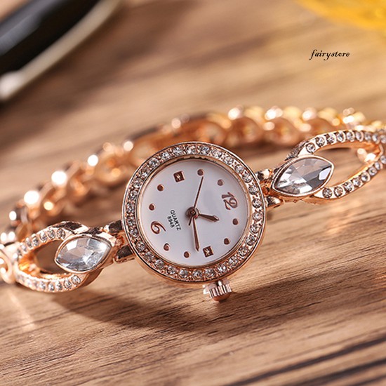 Đồng Hồ Nữ Dây Kim Loại Bản To Thời Trang