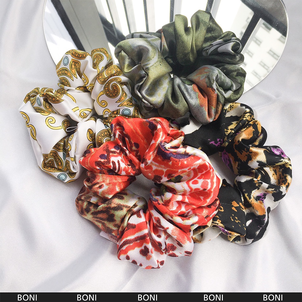 BONI - Dây chun buộc tóc họa tiết Lụa Satin Đức Scrunchies Handmade I COURT GREEN